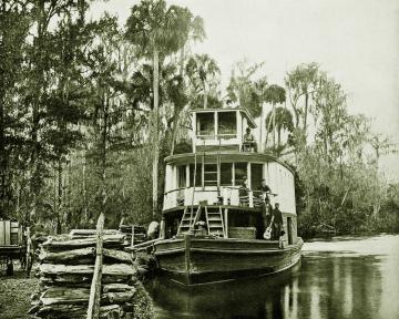 Vintage photo of riverboat docked on the Ocklawaha River