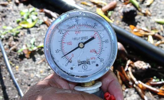 water pressure gauge