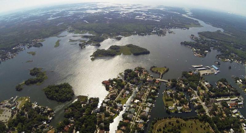 Aerial view of Kings Bay and Crystal River