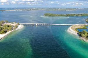 Aerial view of Anna Marie Island