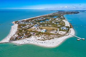 aerial view of Gasparilla Island