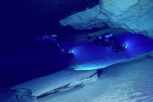 Aquifer Scuba diving