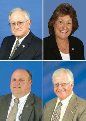 newly sworn-in Governing Board members